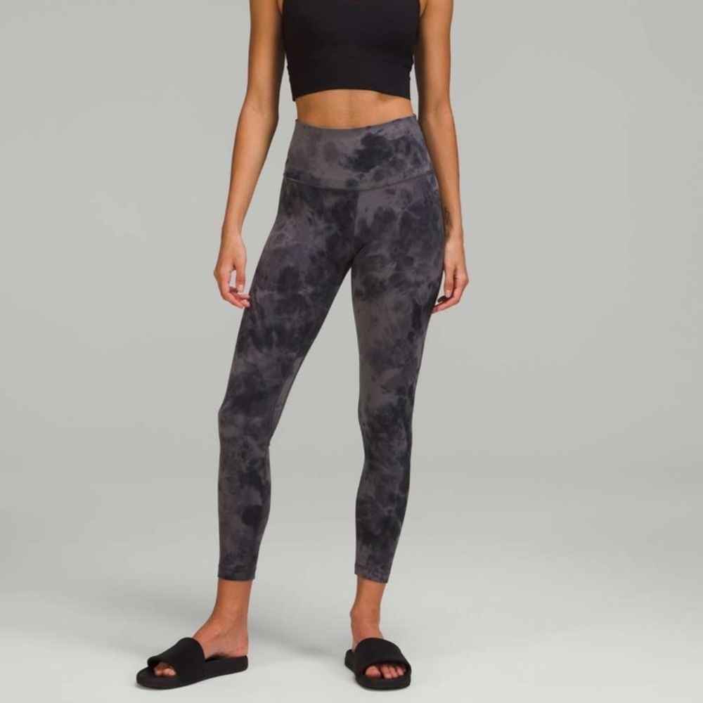 Lululemon Align High-Rise Pant 25"
Diamond Dye Pitch Grey Graphite Grey